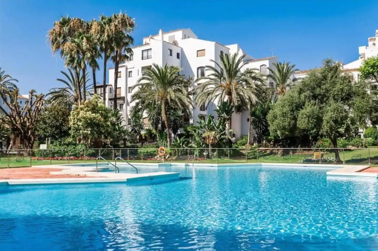 Beautiful 2 Bedrooms Apartment In Puerto Banus Marbella Spain
